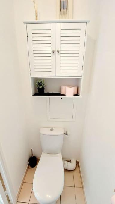 Cosy Home 2, 2 Chambres, 6 Personnes, 3 Min Gare, Parking Cergy Exterior foto